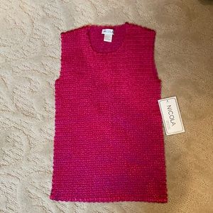 Women’s sleeveless blouse